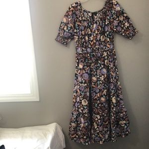 Ann Taylor women’s multicolored maxi dress 8T